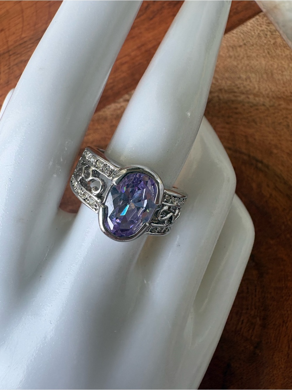 Silver Purple Oval Gemstone Cocktail Ring - Size 7.75